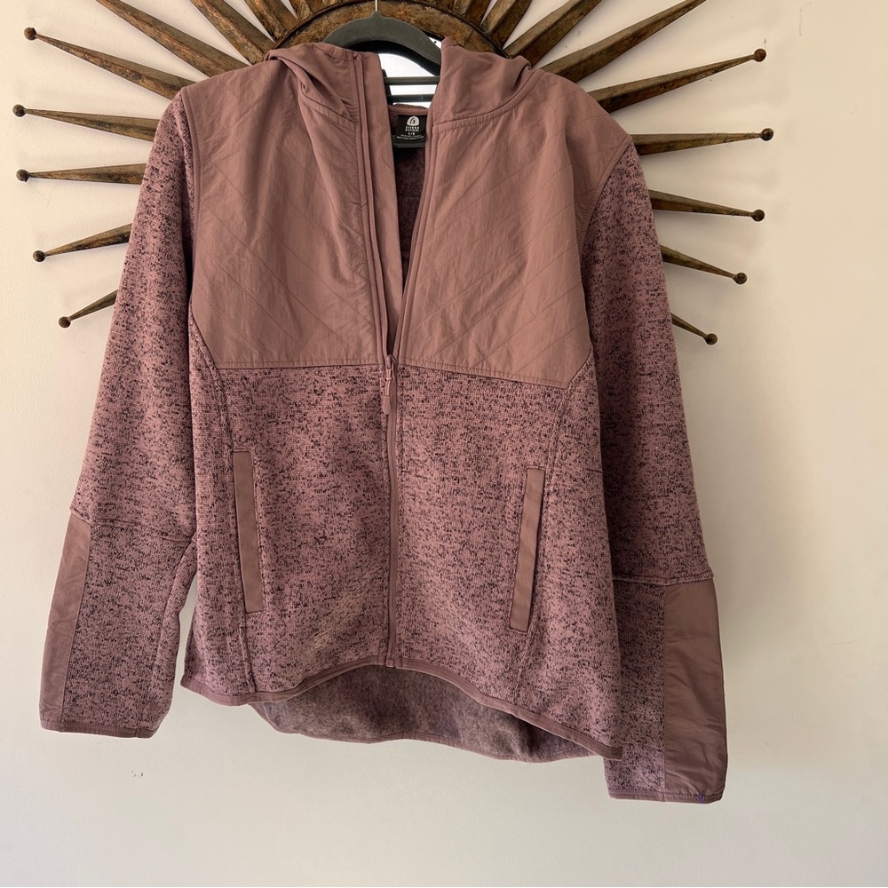 Sierra designs Woman’s Fleece Zip Up size L